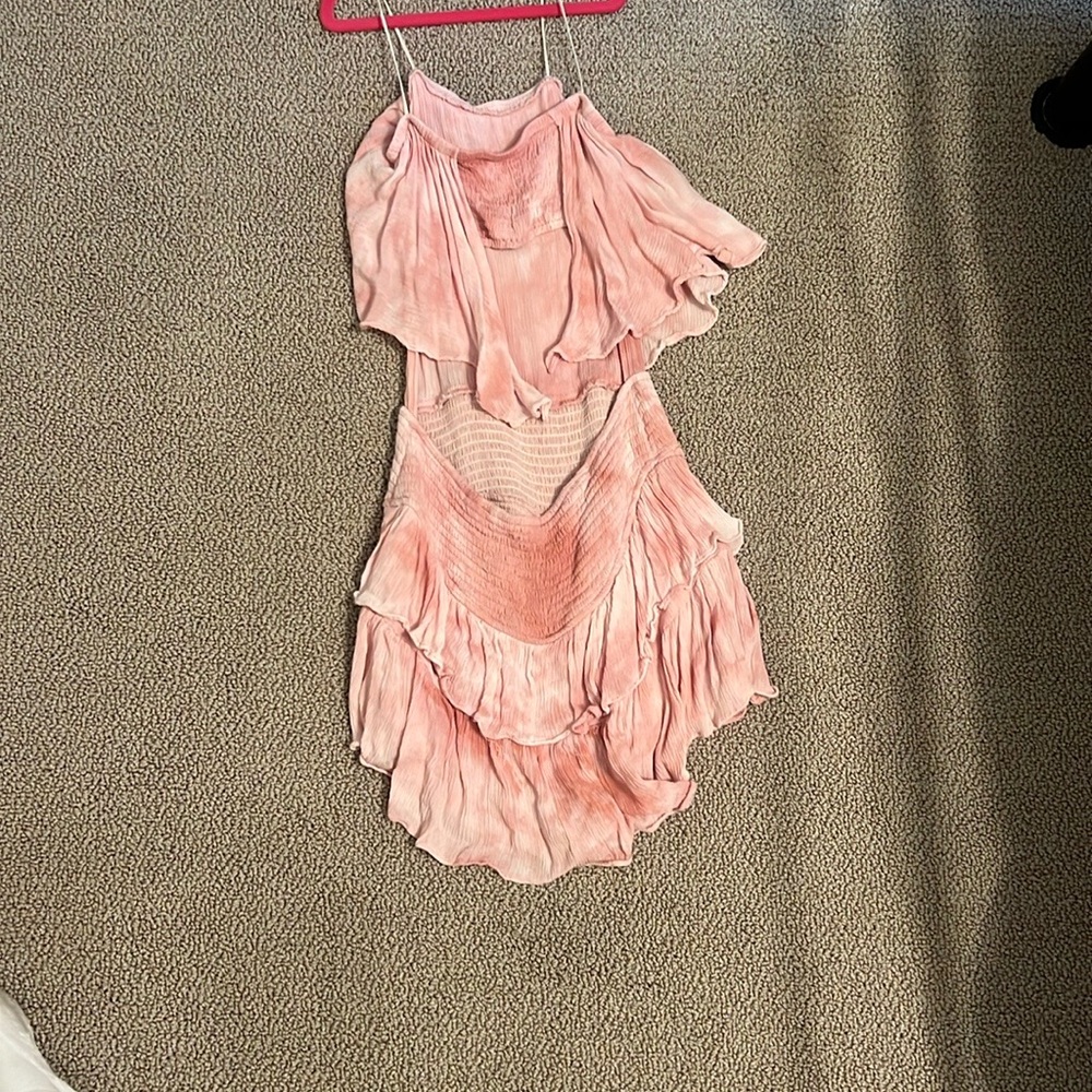 Pink Ruffled romper - Picture 5 of 5